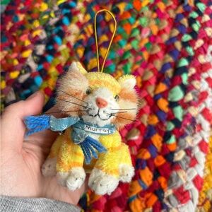 VINTAGE PLUSHLAND PLUSHIE CAT ORNAMENT